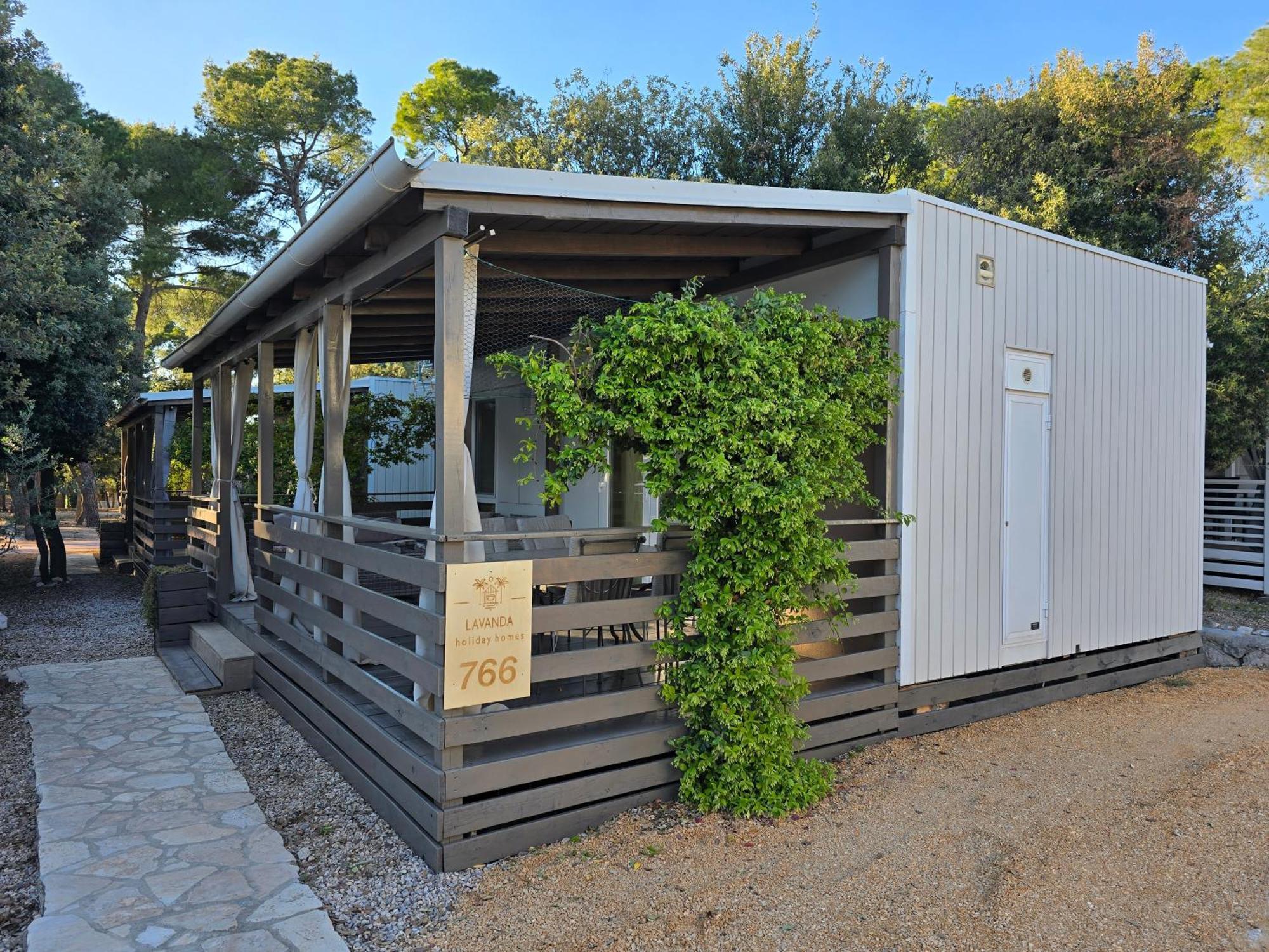 Holiday Homes Lavanda - Биоград на Мору Екстериор снимка